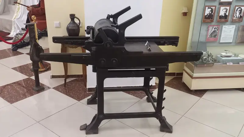 Қолмен басып шығару машинасы