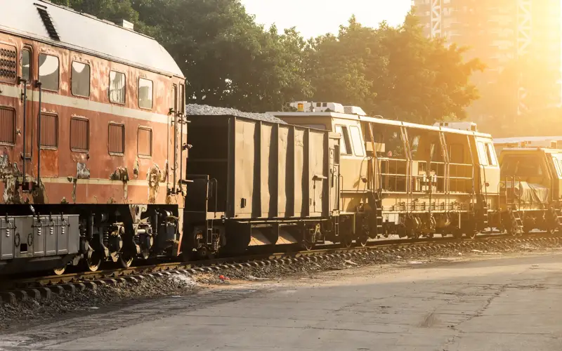 грузовой поезд, транспорт, грузоперевозки