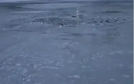 Оралда өзенге батып кеткен автокөліктен екі ер адамның денесі табылды