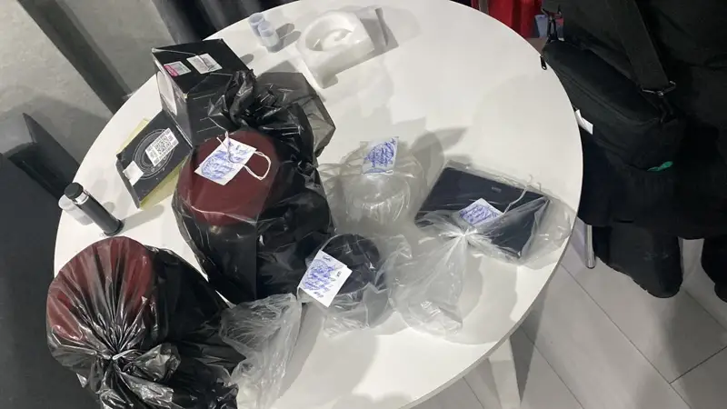 Около 9 килограммов мефедрона пытались сбыть наркокурьеры в Караганде