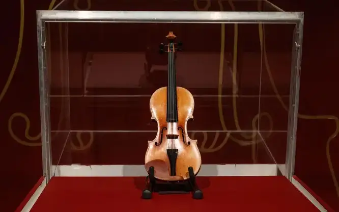 Скрипка Страдивари 1714 года