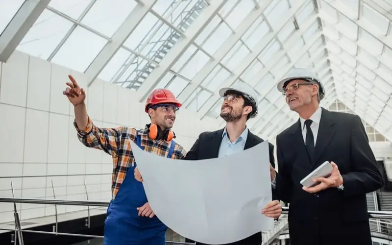 инженеры-строители