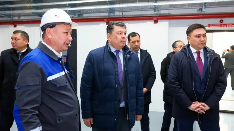 Bozymbaev Shymkenttegi energojeliler men kommýnaldyq ınfraqurylymdy jańǵyrtý barysyn baǵalady 