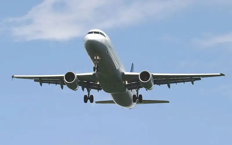 Қозоғистон Европага янги ҳаво йўлини ишга туширди