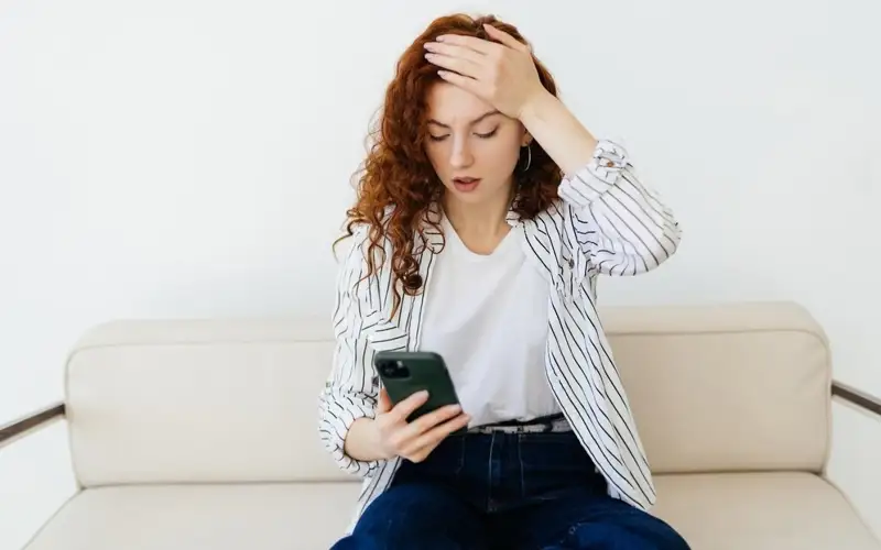 женщина телефон