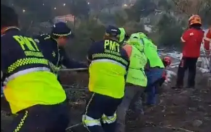 В Гватемале автобус упал с моста