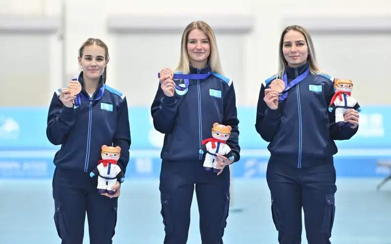 Kazakhstan hauls bronze