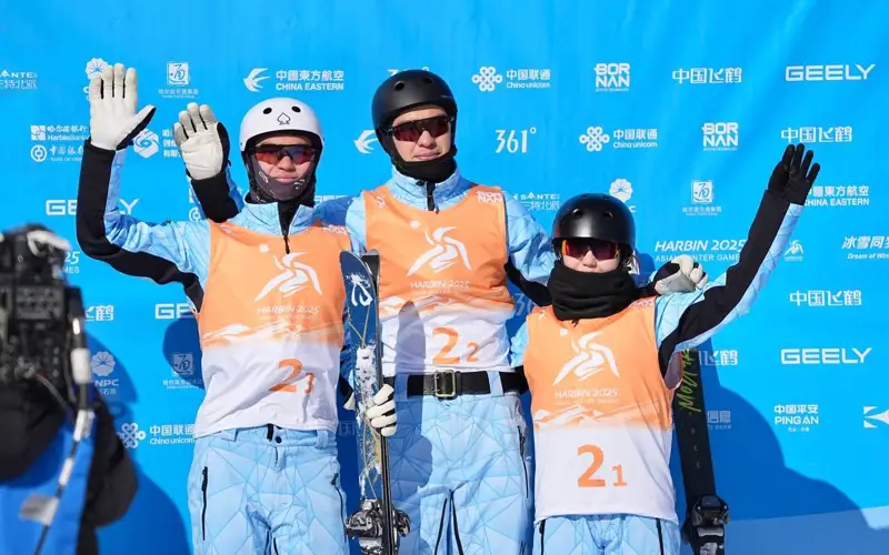 Смешанная команда Казахстана по фристайл-акробатике завоевала «серебро» Азиатских игр