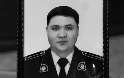 Абай Үшкемпір