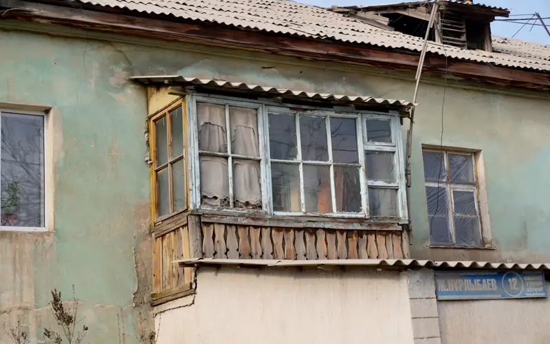 Шымкентское «гетто»: когда снесут Зеленую балку