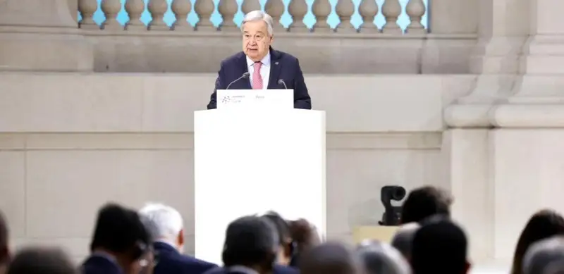 联合国秘书长古特雷斯在法国巴黎举行的人工智能行动峰会上发表讲话
