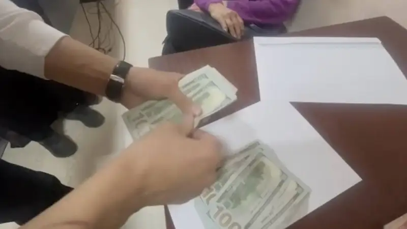 Дропперы обманули 84-летнюю женщину на 13 млн тенге в Астане