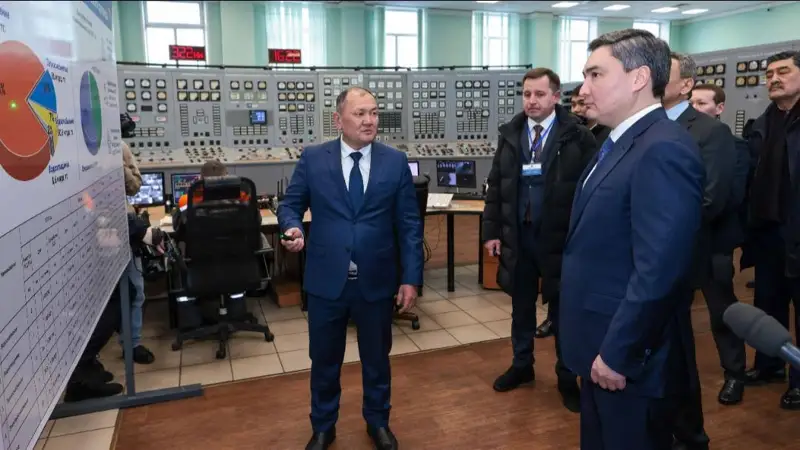 Bektenov SQO-nyń kommýnaldyq-energetıkalyq sektoryn jańǵyrtý qarqynymen tanysty