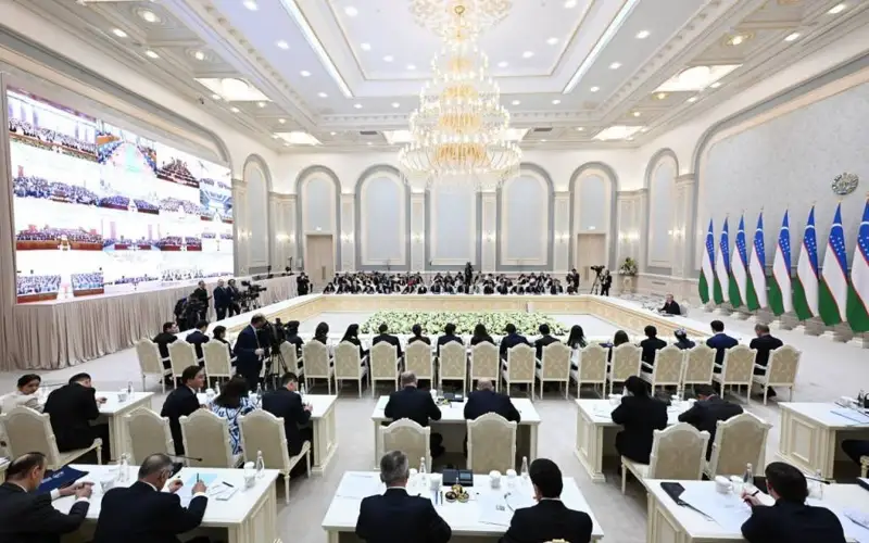 Ўзбекистонда “Бир миллион дастурчи” лойиҳасига қўшимча 300 минг нафар ёш жалб этилади