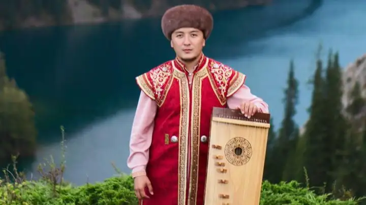 Aqtóbelik kúıshi onan astam etno aspapty meńgerip aldy