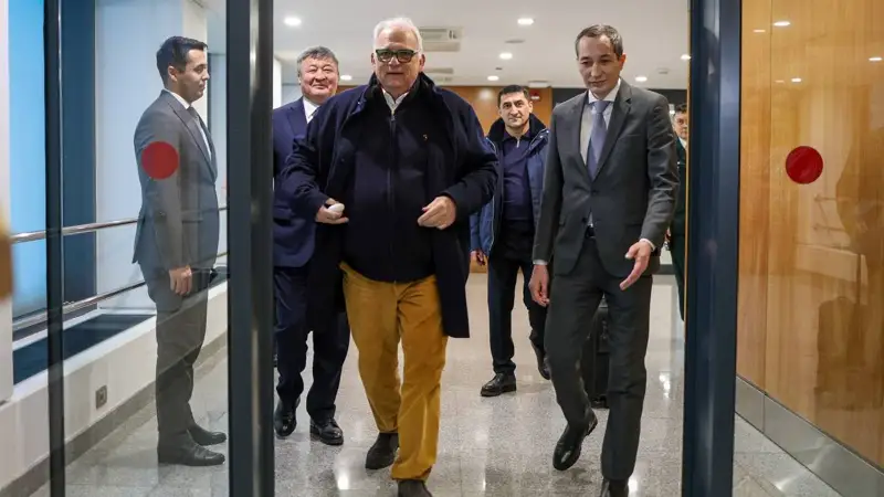 Қазақстанға Біріккен күрес әлемі президенті келді