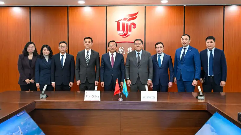 Ерболат Досаев пен Air China Limited әуе компания