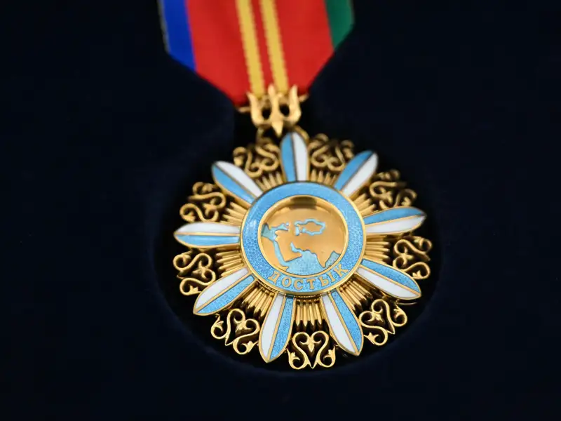 orden «Dostyk» II stepenı