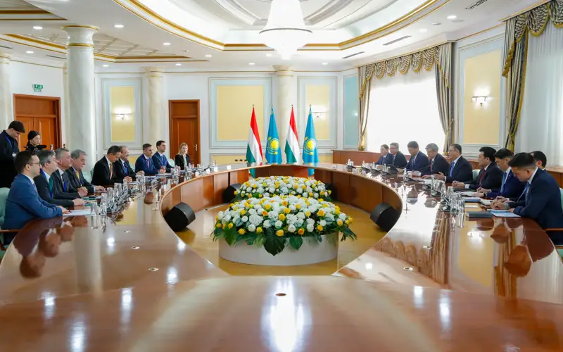 Казахстан и Венгрия объединят усилия в ядерных исследованиях