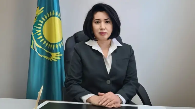Gúlmıra Syzdyqova