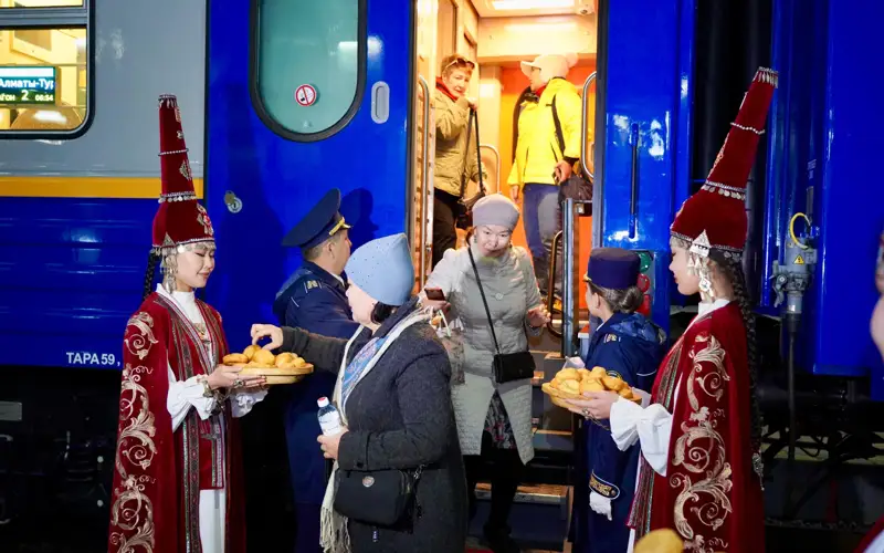 поезд на Наурыз