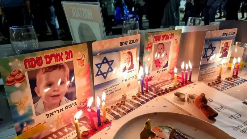 HAMAS  tórt tutqynnyń denesin berýge daıyndalyp jatyr