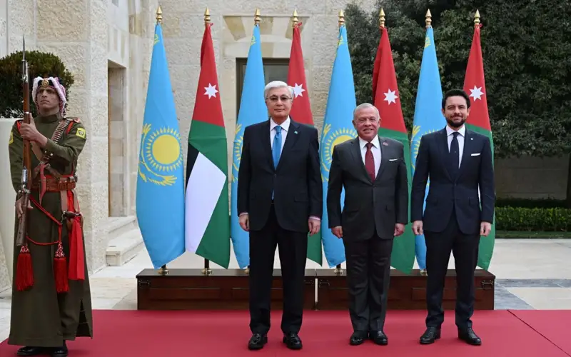 Глава государства прибыл во дворец Аль-Хусейния