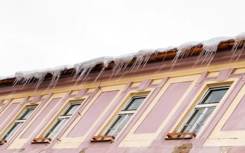 лед на крышах