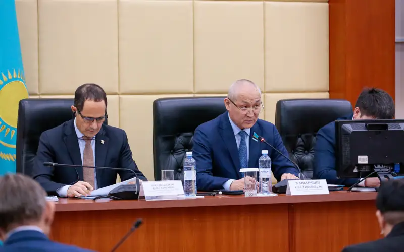 Іri munaı-gaz jobalarynda otandyq taýarlar men qyzmetterge qoldaý kórsetiledi 