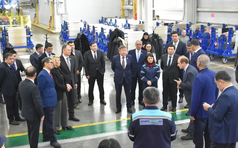 Senatorlar ınvestorlardy qoldaý jáne «Saran» ındýstrııalyq aımaǵyn damytýdy talqylady