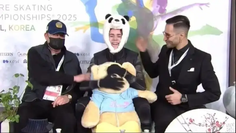 Михаил Шайдоров Сеулдаги Тўрт қитъа чемпионатида қисқа дастур бўйича ғолиб чиқди