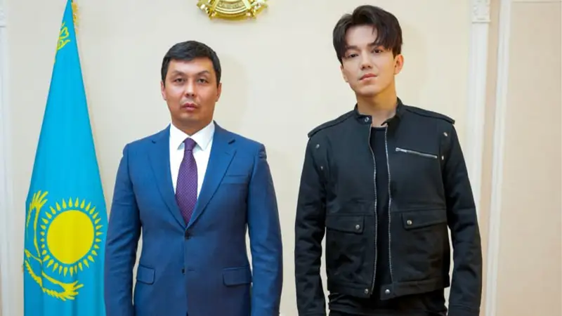 Chairman of Anti-Corruption Agency Askhat Zhumagali meets Dimash Kudaibergen