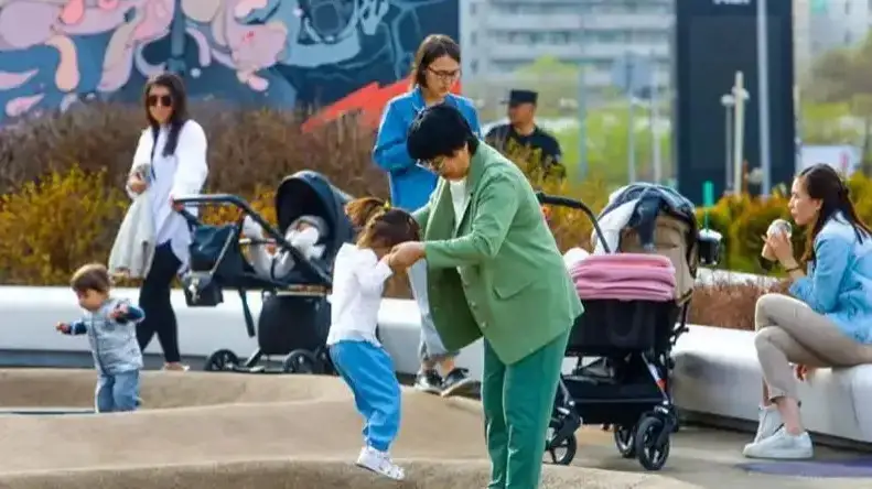 Сколько к 8 Марта получат многодетные мамы в Туркестанской области