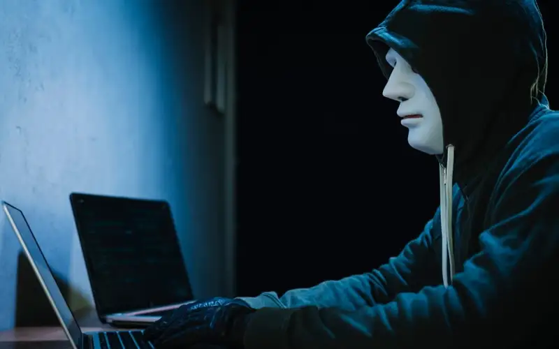 криптовалюта. мошенничество, интернет-мошенничество