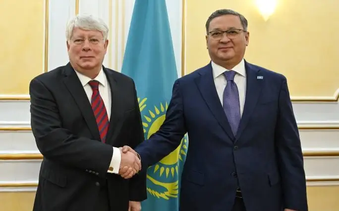 Қазақстан СІМ басшысы Ресей Елшісін қабылдады