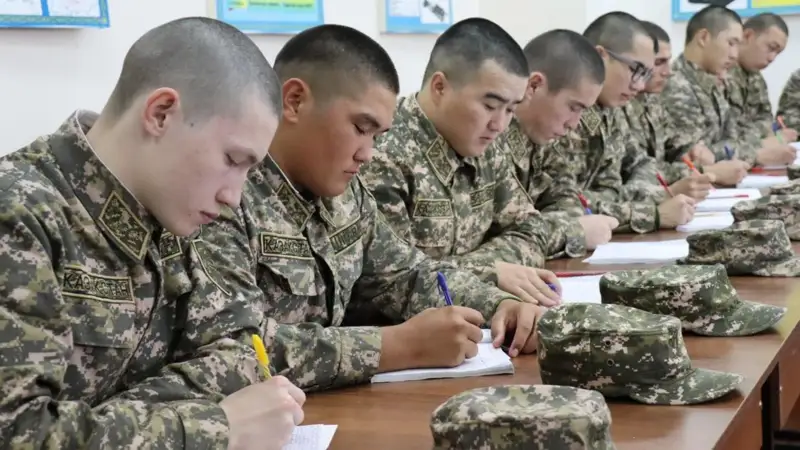 Военные, солдаты, курсанты