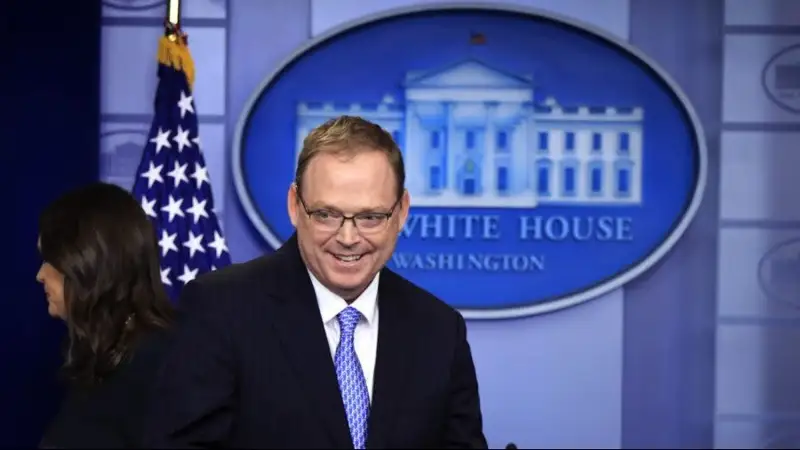 Кевин Хассетт