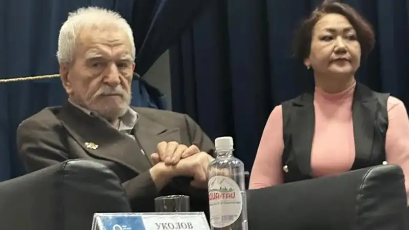 100-летний ветеран войны Михаил Уколов 