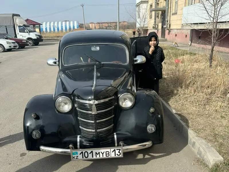 реторо-автомобиль реторо-автомобиль
