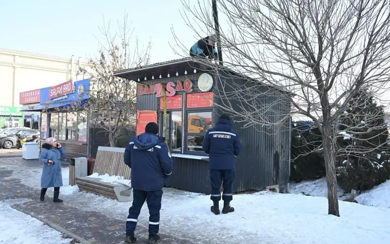 Almatyda 290 zańsyz saýda nysany buzyldy