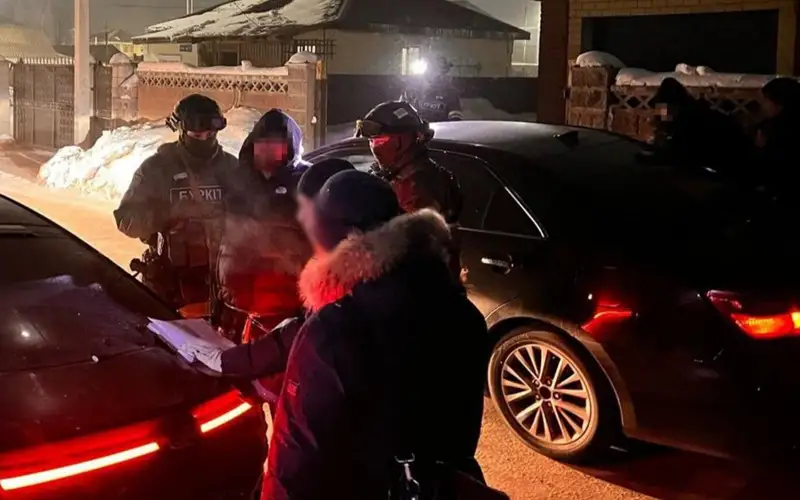 Двух мужчин задержали с 15 кг гашиша в Акмолинской области