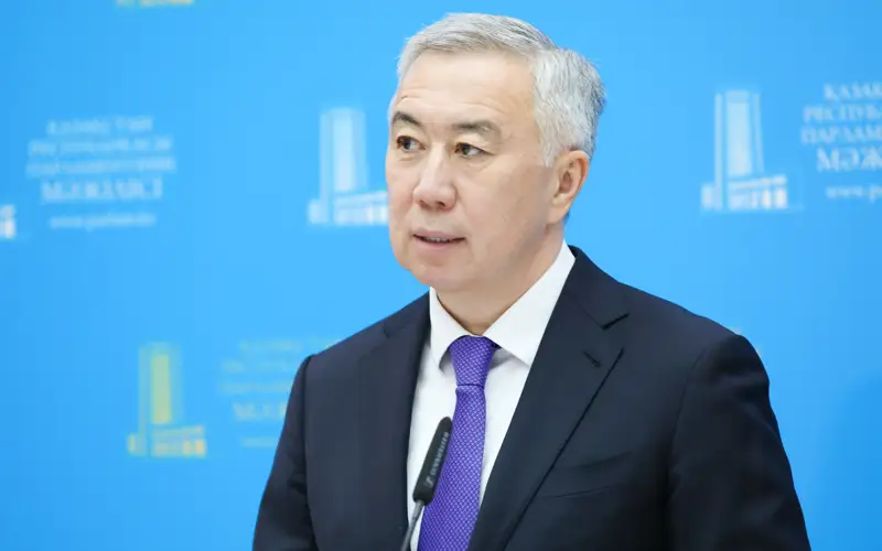 Премьер-министр неге BI Group пен BAZIS-А-ға шүйлікті – Серік Жұманғариннің жауабы 