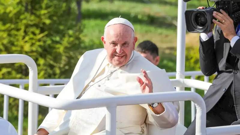 Pope Francis “rested well”, condition estimated as stable Pope Francis