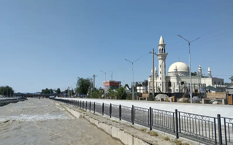 Набережная реки Есик