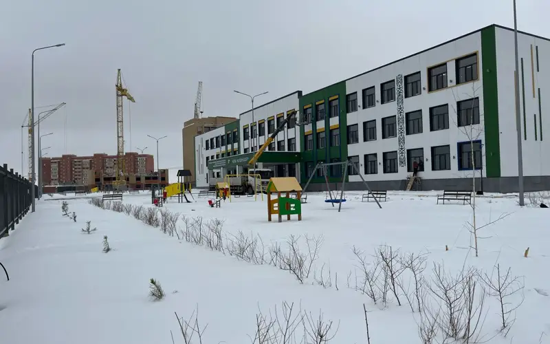 Детей возят в школы и детские сады в соседние села в Павлодарской области