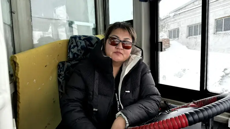 Álııa Ahmoldına