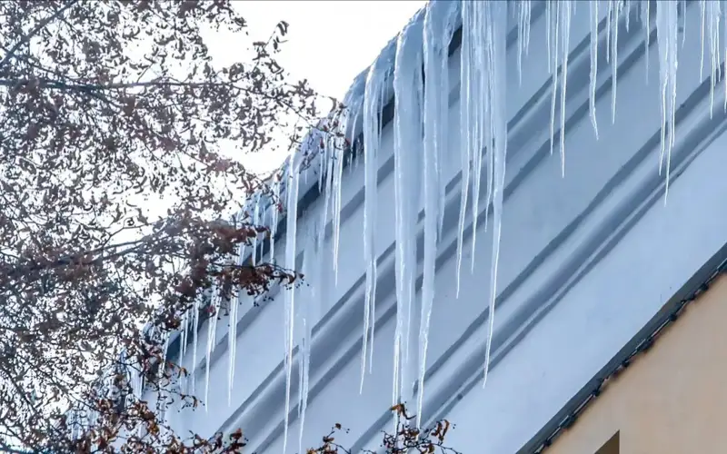 сосульки лед