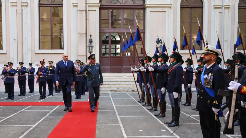 Áskerı yntymaqtastyqtyń perspektıvasy talqylandy  — mınıstrlik 
