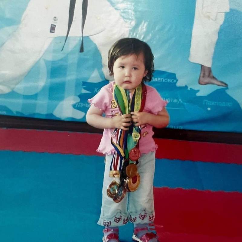 С 13 лет обучает каратэ малышей чемпионка из Кокшетау С 13 лет обучает каратэ малышей чемпионка из Кокшетау