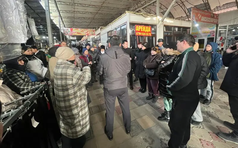 Рынок «Көктем» снесут в Шымкенте: предприниматели перезапустят бизнес в новом торговом центре